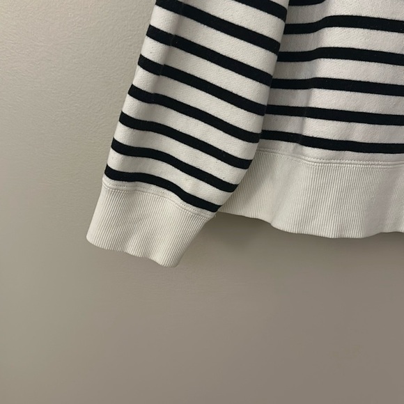 Tuckernuck Striped Natasha Logo Crew Neck Pullover Sweatshirt Sz Medium Sporty - Picture 5 of 9